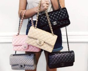 Read more about the article Chanel 款式大全：9大經典與現代香奈兒包款，風格、設計、尺寸一次了解